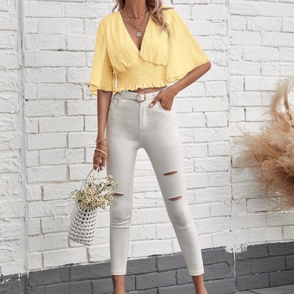 Boho Swiss dot v neck butterfly sleeve shirred top - Picture 7 of 9